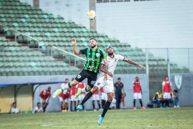 浓眉41+11+6詹姆斯22+5+12 湖人险胜猛龙2连胜
